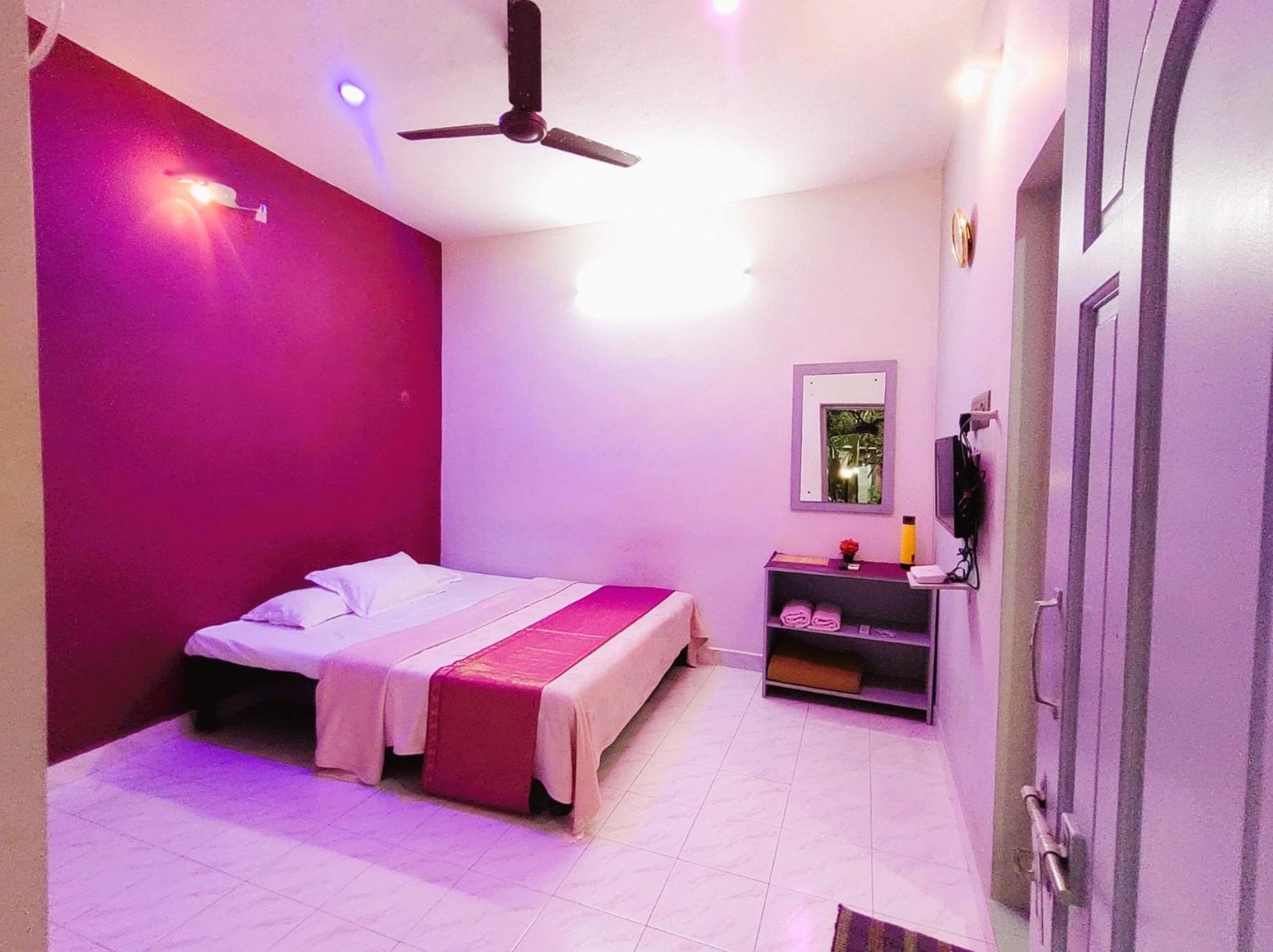 The Well Beach Side Guest House 黎明之村 外观 照片